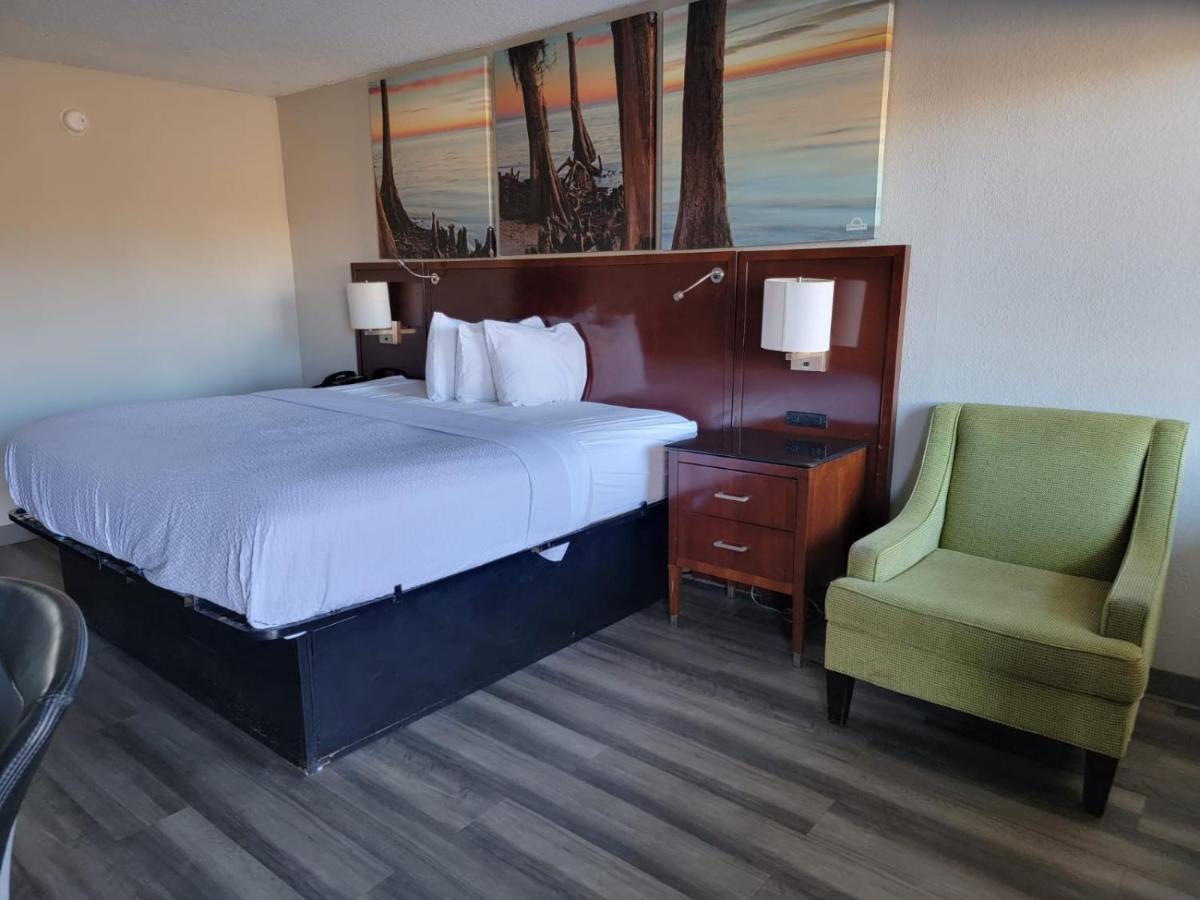 Days Inn By Wyndham Dothan Extérieur photo