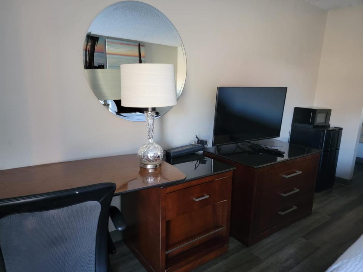 Days Inn By Wyndham Dothan Extérieur photo