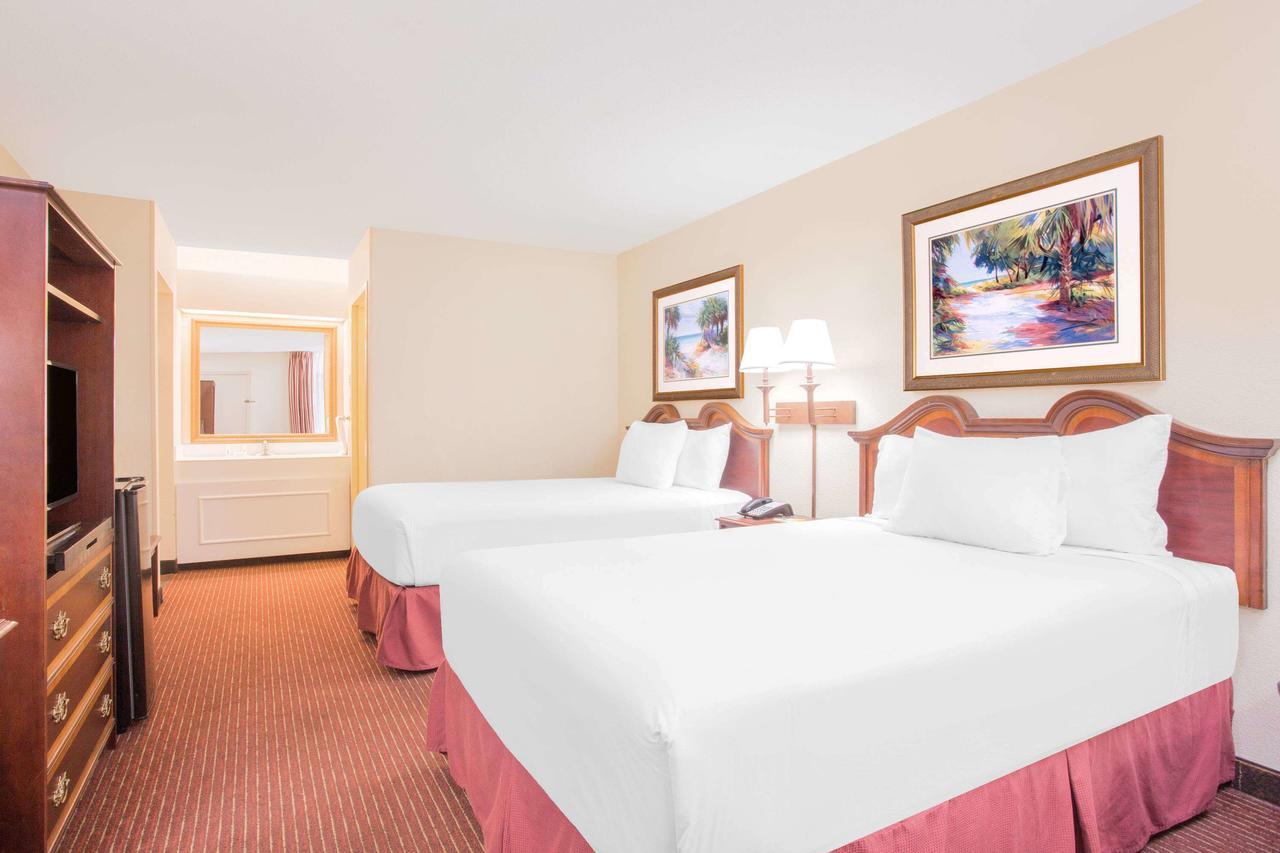 Days Inn By Wyndham Dothan Extérieur photo